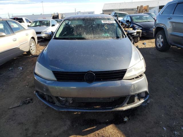 3VWD17AJ4EM273975 - 2014 VOLKSWAGEN JETTA SE GRAY photo 5