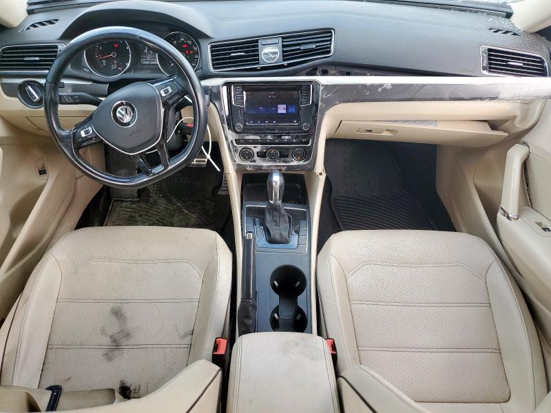 1VWDT7A32HC020770 - 2017 VOLKSWAGEN PASSAT R-LINE Qara foto 8