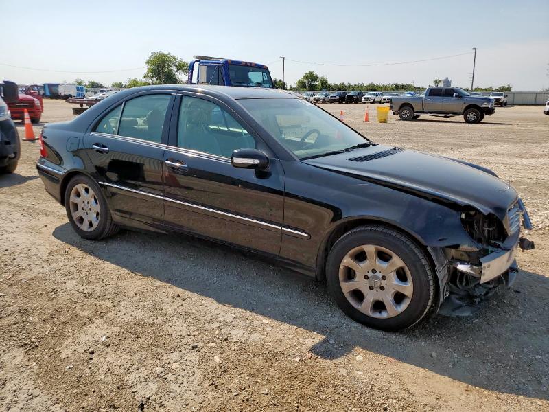 WDBRF64J85F585439 - 2005 MERCEDES-BENZ C 320 黑色 照片 4