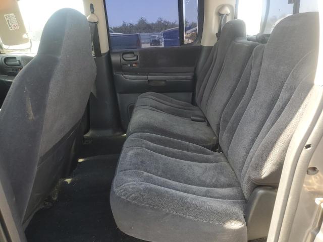 1B7HG48N02S633708 - 2002 DODGE DAKOTA QUAD SLT GRAY photo 10