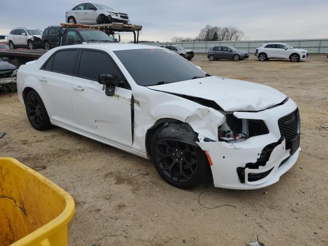 2C3CCABT9KH671736 - 2019 CHRYSLER 300 S WHITE photo 4