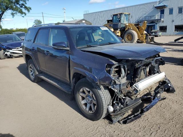 JTEBU5JR7F5208858 - 2015 TOYOTA 4RUNNER SR5/SR5 PREMIUM BLUE photo 4