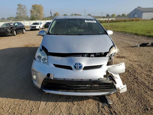JTDKN3DUXD5552056 - 2013 TOYOTA PRIUS 银色 照片 5