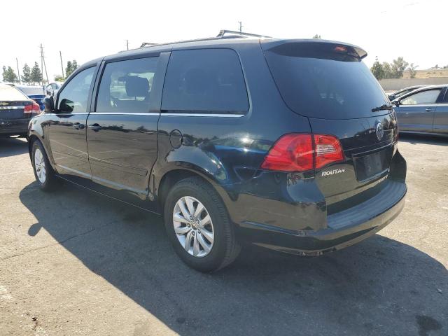 2C4RVABG2CR321430 - 2012 VOLKSWAGEN ROUTAN SE BLACK photo 2