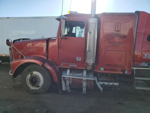 1FUJALAS81LH95832 - 2001 FREIGHTLINER CONVENTION FLD120 RED photo 9