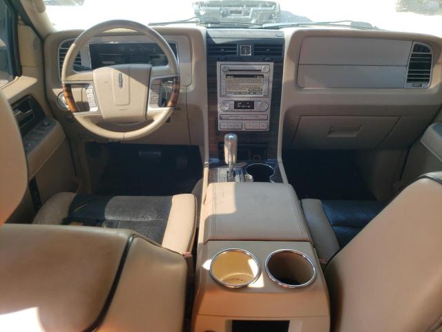 5LMFU27538LJ09051 - 2008 LINCOLN NAVIGATOR WHITE photo 8