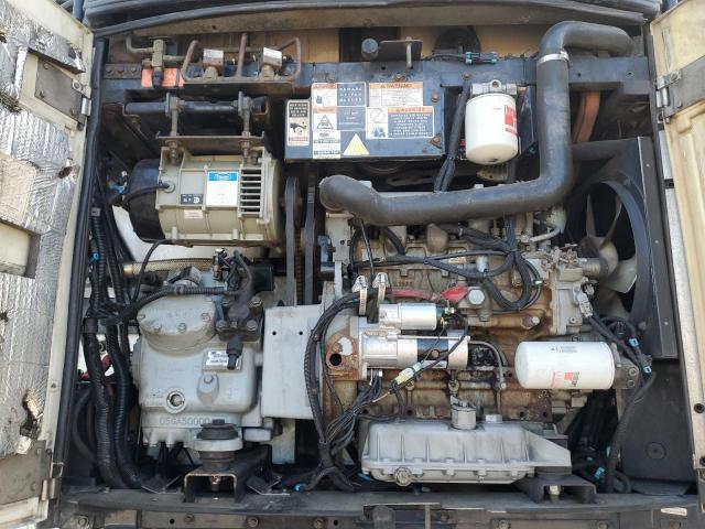 1UYVS2481DU637202 - 2013 UTILITY UNKNOWN WHITE photo 7