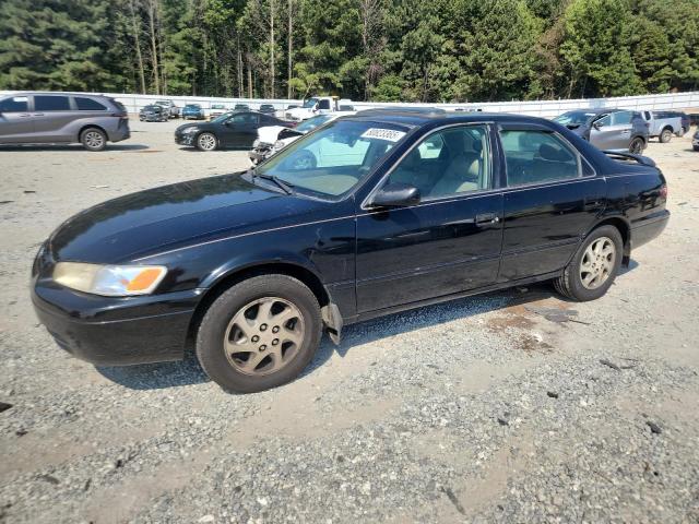 1999 TOYOTA CAMRY LE, 