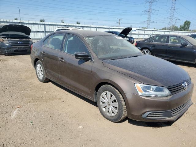 3VW2K7AJ7BM383550 - 2011 VOLKSWAGEN JETTA BASE بني صورة 4