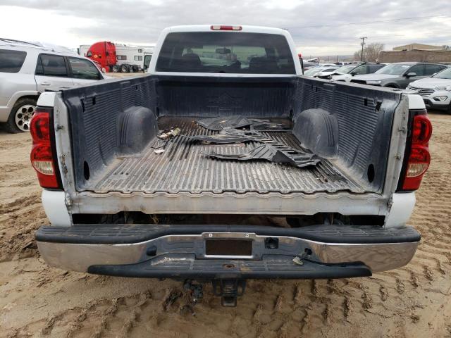 1GCHK392X4E251815 - 2004 CHEVROLET SILVERADO K3500 WHITE photo 6