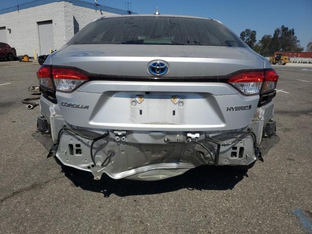 JTDEAMDE5NJ055237 - 2022 TOYOTA COROLLA LE SILVER photo 6