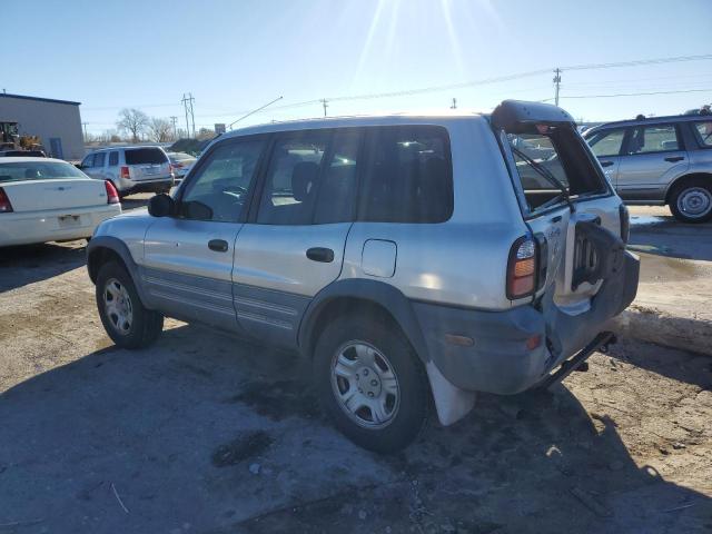 JT3GP10V0W7037503 - 1998 TOYOTA RAV4 SILVER photo 2