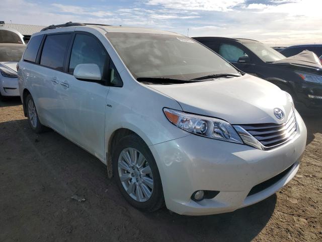 5TDDZ3DC4HS157908 - 2017 TOYOTA SIENNA XLE WHITE photo 4