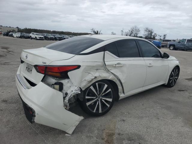 1N4BL4CV4NN313048 - 2022 NISSAN ALTIMA SR WHITE photo 3