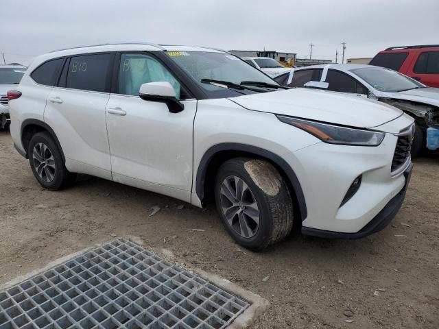 5TDGZRAH2MS031394 - 2021 TOYOTA HIGHLANDER XLE WHITE photo 4