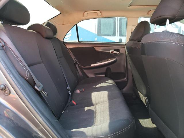 5YFBU4EE3DP093357 - 2013 TOYOTA COROLLA BASE ნაცრისფერი ფოტო 10