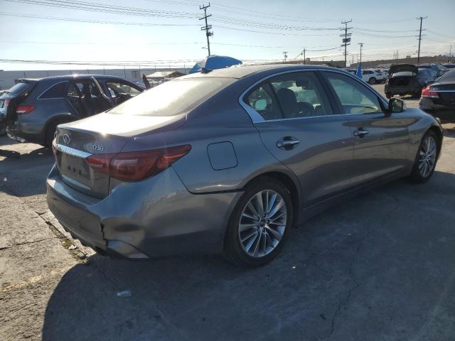 JN1EV7AR9JM441927 - 2018 INFINITI Q50 LUXE 灰色 照片 3