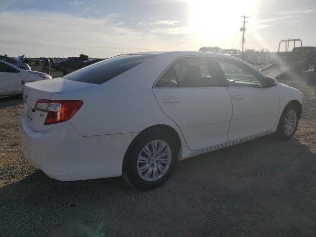 4T4BF1FK5DR277359 - 2013 TOYOTA CAMRY L WHITE photo 3