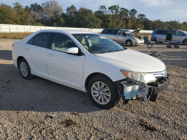 4T4BF1FK5DR277359 - 2013 TOYOTA CAMRY L WHITE photo 4