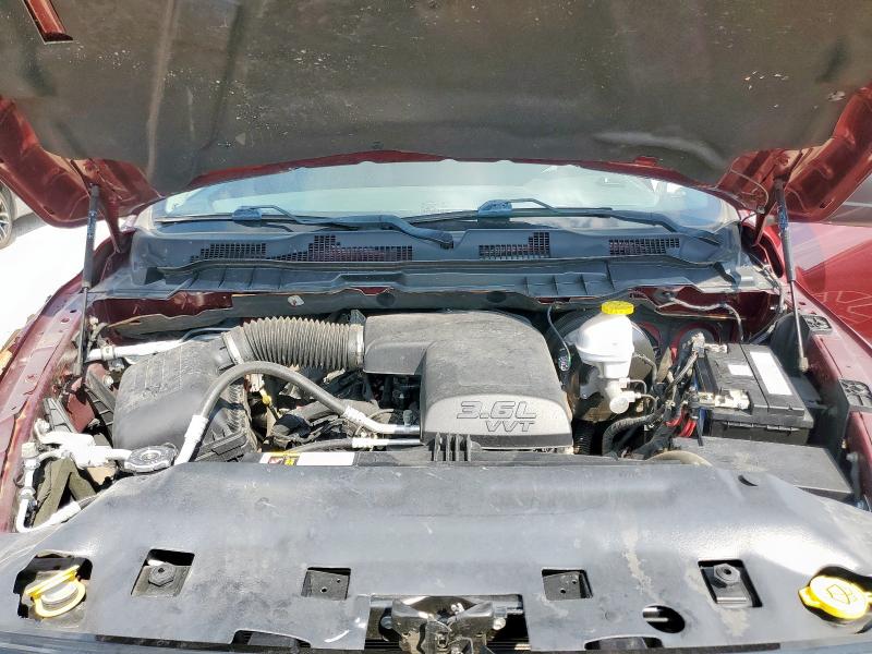 1C6RR6FG3LS114787 - 2020 RAM 1500 CLASS TRADESMAN Красный фото 11