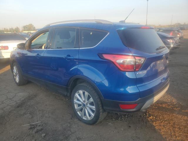 1FMCU9JD5HUB87906 - 2017 FORD ESCAPE TITANIUM Blau Foto 2