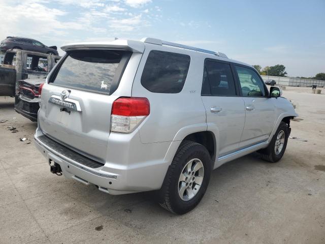 JTEBU5JR8C5103127 - 2012 TOYOTA 4RUNNER SR5 SILVER photo 3