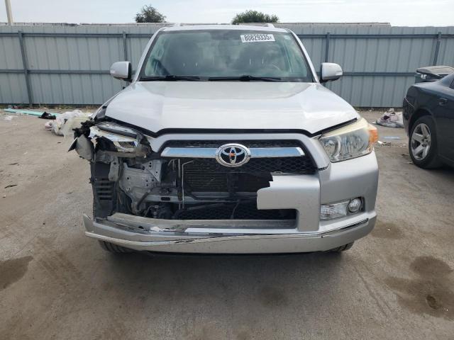 JTEBU5JR8C5103127 - 2012 TOYOTA 4RUNNER SR5 SILVER photo 5