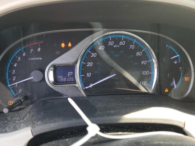 5TDYK3DC3DS332004 - 2013 TOYOTA SIENNA XLE SILVER photo 9