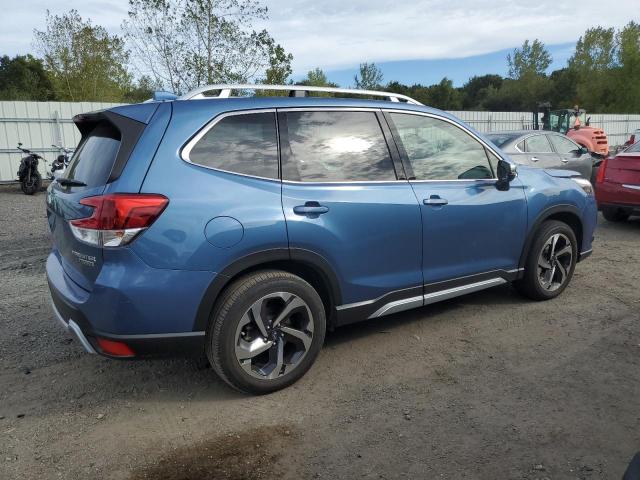 JF2SKARC6NH432754 - 2022 SUBARU FORESTER TOURING BLUE photo 3