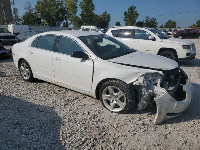 1G1ZB5EB4A4114336 - 2010 CHEVROLET MALIBU LS WHITE photo 4