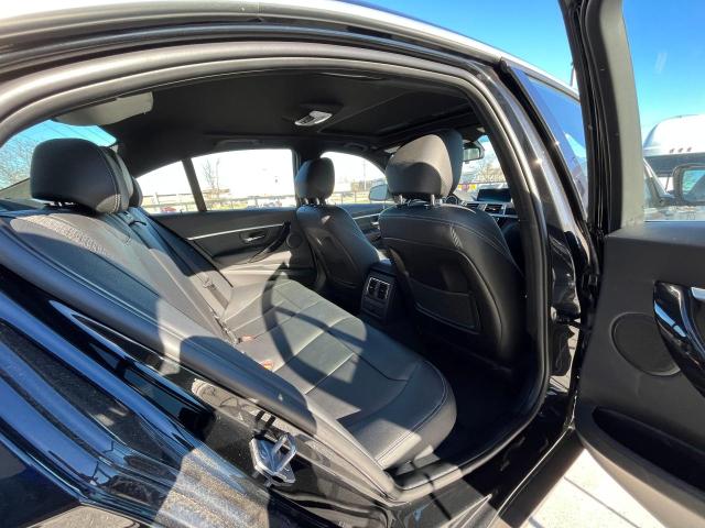 WBA8D9C52JEM33923 - 2018 BMW 330 XI Czarny zdjęcie 6