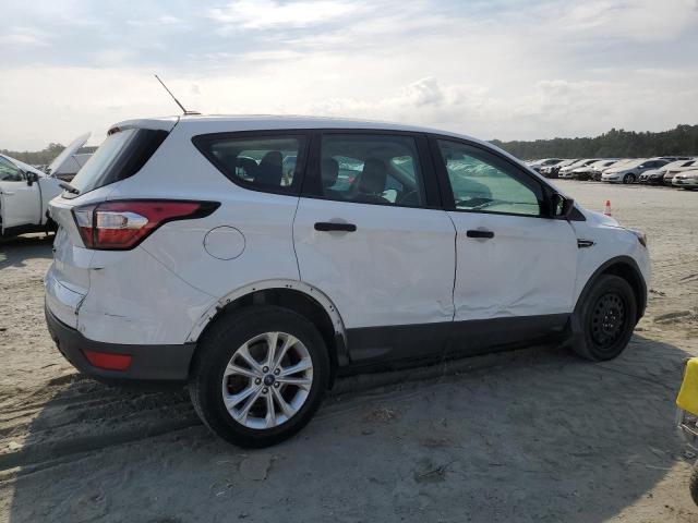1FMCU0F70JUB96663 - 2018 FORD ESCAPE S WHITE photo 3
