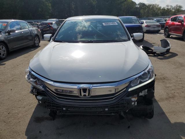 1HGCR2F50HA227990 - 2017 HONDA ACCORD SPORT WHITE photo 5