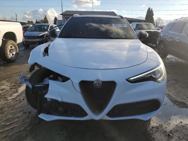 ZASPAKBN0N7D39394 - 2022 ALFA ROMEO STELVIO TI Սպիտակ լուսանկար 5