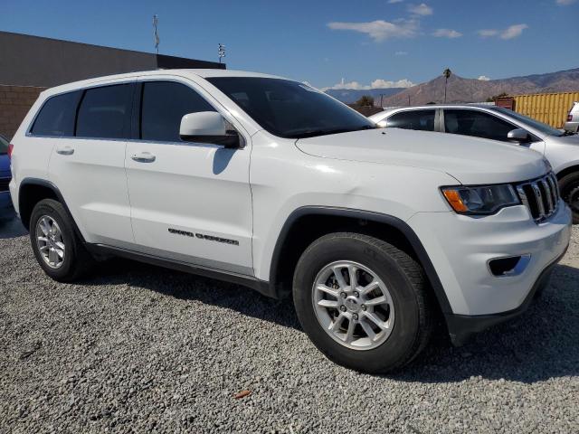 1C4RJEAG8JC407299 - 2018 JEEP GRAND CHER LAREDO Blanc photo 4