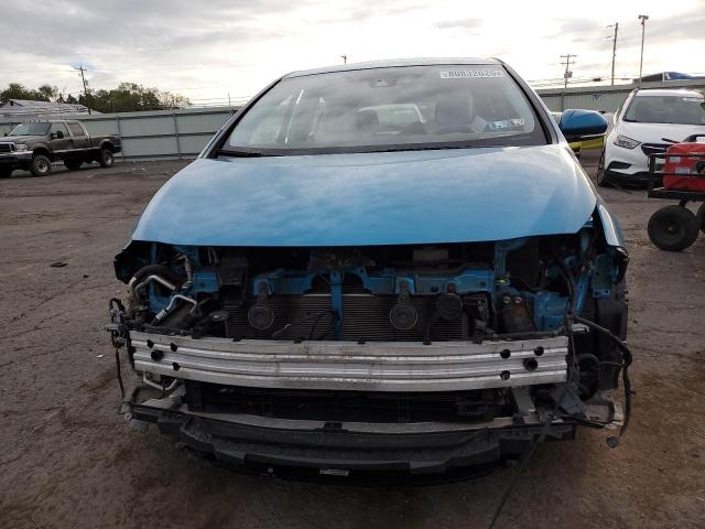 JTDKARFPXH3040174 - 2017 TOYOTA PRIUS PRIM Turkuaz foto 5