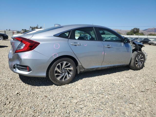 2HGFC2F78JH549509 - 2018 HONDA CIVIC EX SILVER photo 3