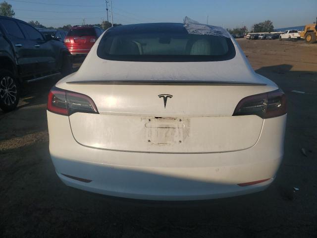 5YJ3E1EB2JF055941 - 2018 TESLA MODEL 3 Blanc photo 6