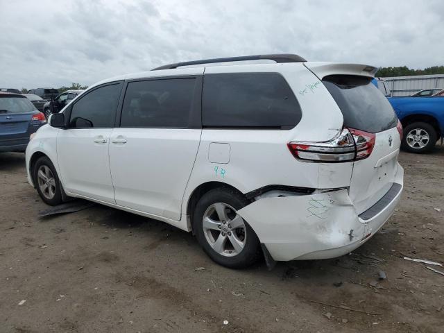 5TDKZ3DC0HS799890 - 2017 TOYOTA SIENNA LE WHITE photo 2