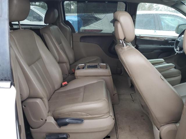 2A4RR8DG5BR798775 - 2011 CHRYSLER TOWN & COU TOURING L WHITE photo 11