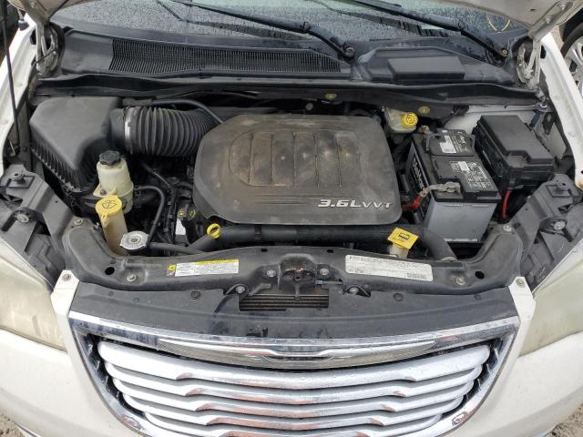 2A4RR8DG5BR798775 - 2011 CHRYSLER TOWN & COU TOURING L WHITE photo 12