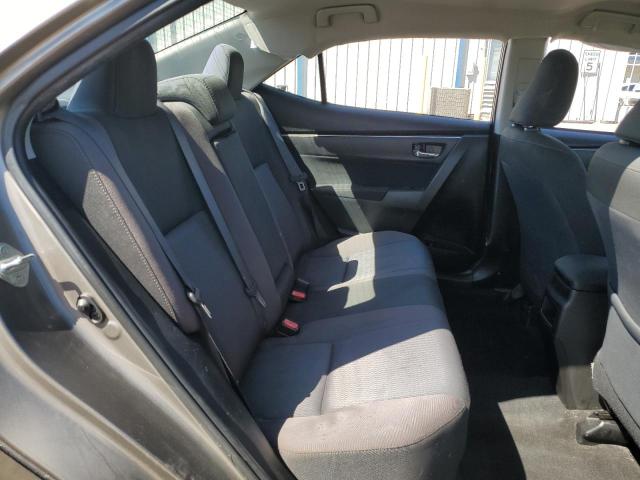 5YFBURHE4JP815780 - 2018 TOYOTA COROLLA L GRAY photo 10