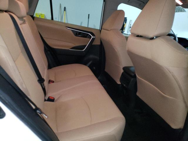 2T3G1RFV1LW103849 - 2020 TOYOTA RAV4 LE თეთრი ფოტო 11