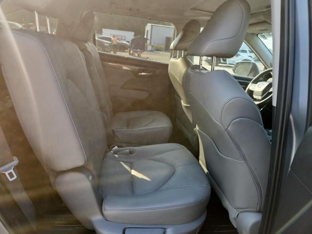 5TDKDRAH3PS029652 - 2023 TOYOTA HIGHLANDER L GRAY photo 11