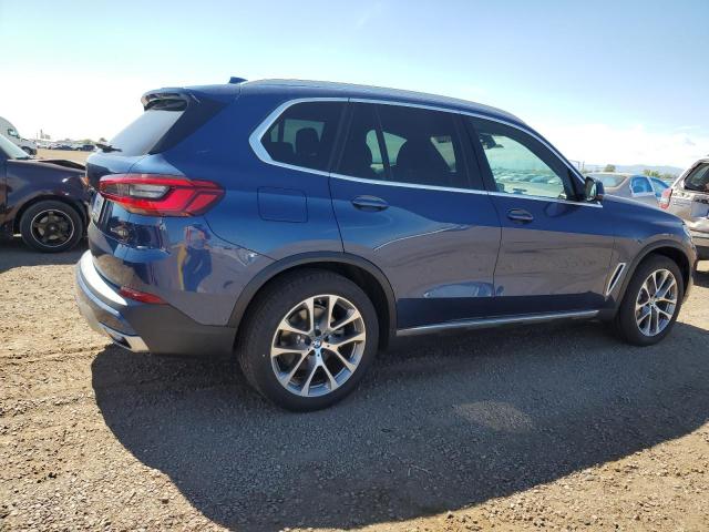 5UXCR6C54KLL60823 - 2019 BMW X5 XDRIVE40I BLUE photo 3