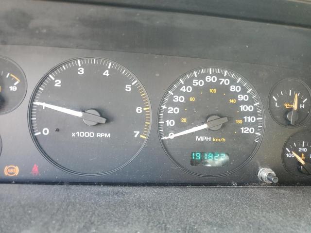 1J4GW48S22C309085 - 2002 JEEP GRAND CHEROKEE LAREDO Beyaz fotoğraf 9