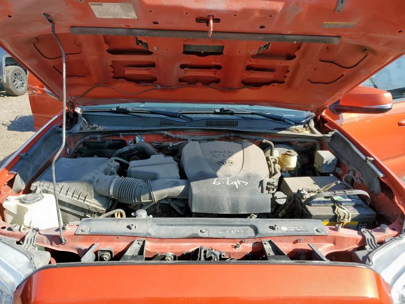 5TFAZ5CN6JX054958 - 2018 TOYOTA TACOMA DOUBLE CAB 橙色 照片 11