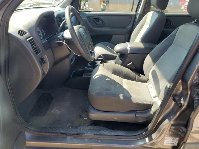 1FMYU021X4KB40141 - 2004 FORD ESCAPE XLS GRAY photo 7