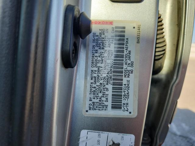 JTDBE32K920127407 - 2002 TOYOTA CAMRY LE SILVER photo 12