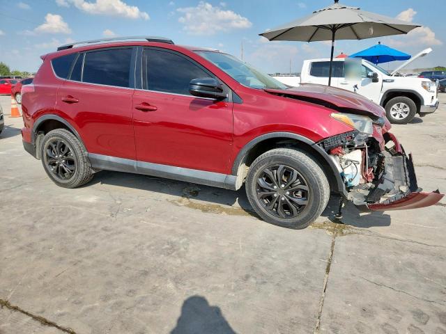 2T3ZFREV1JW451742 - 2018 TOYOTA RAV4 LE Czerwony zdjęcie 4